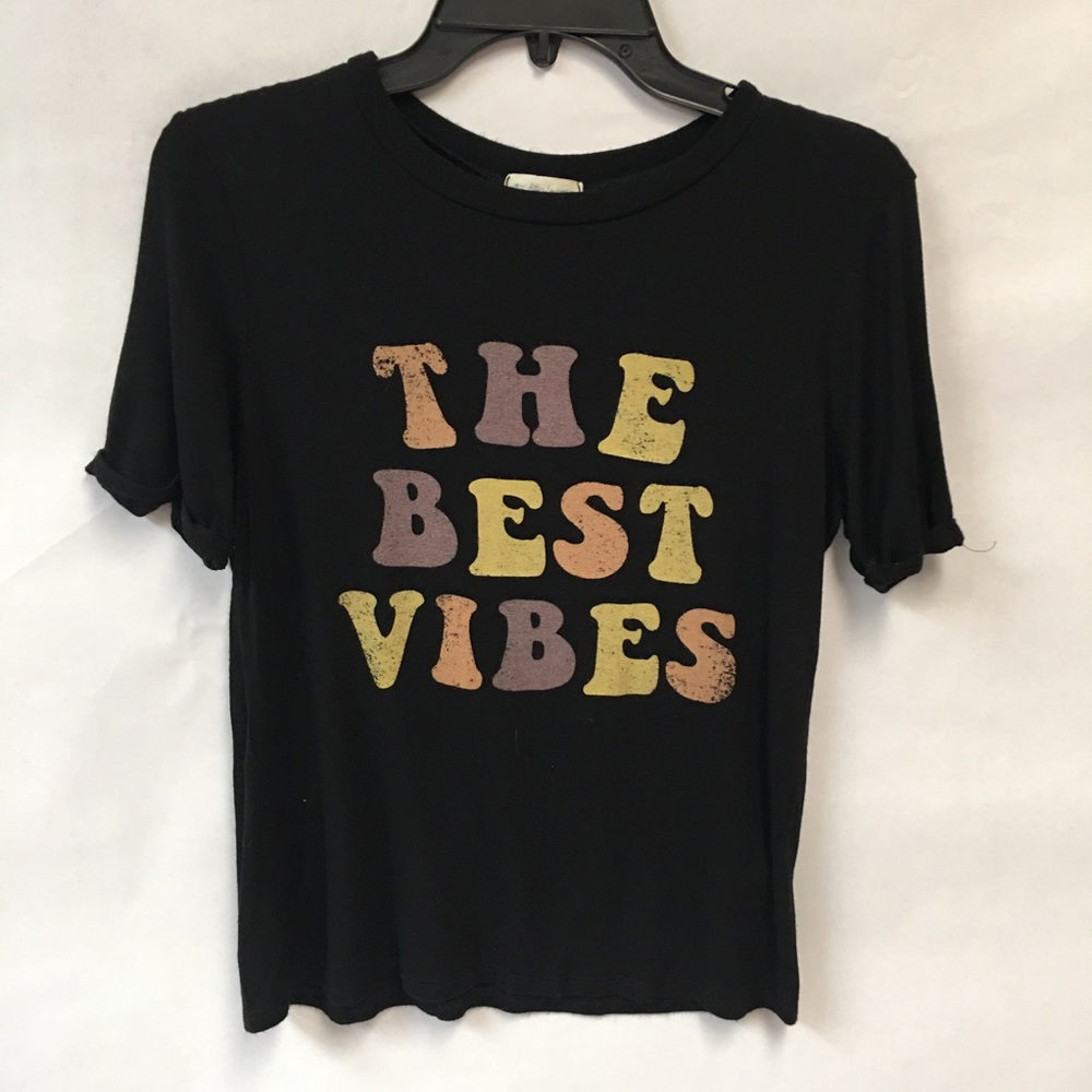 ATTICUTE women’s tee size S